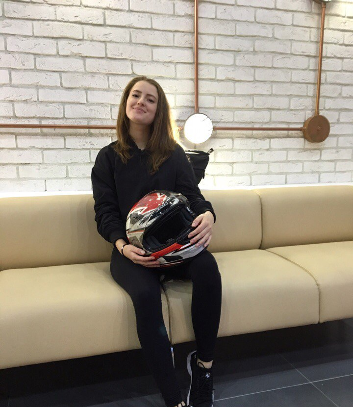 Дашута привлекальеная девушка из Белой калитвы цена от 3500 руб