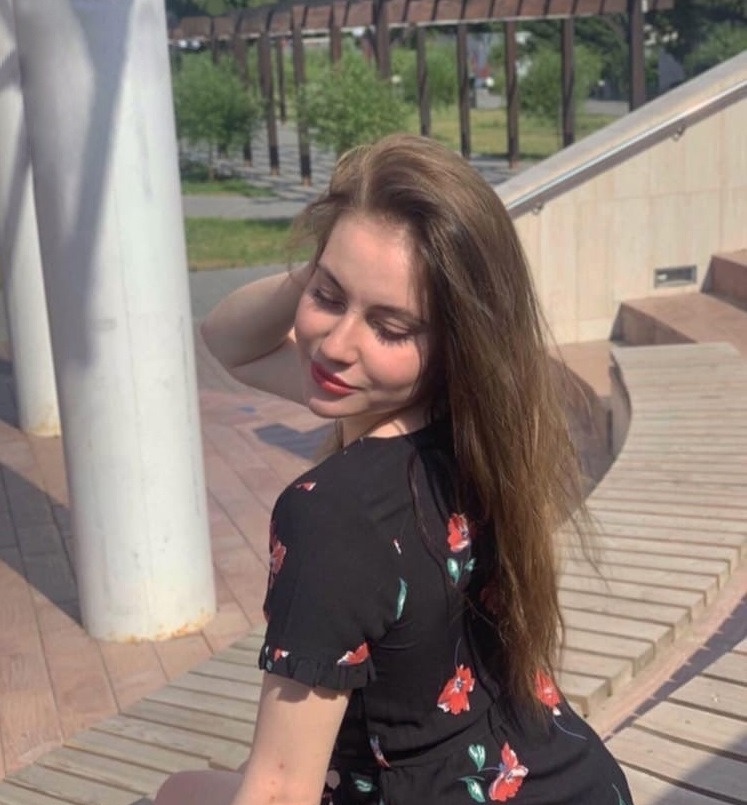 Карина привлекательная девушка из Белой калитвы цена от 3000 руб