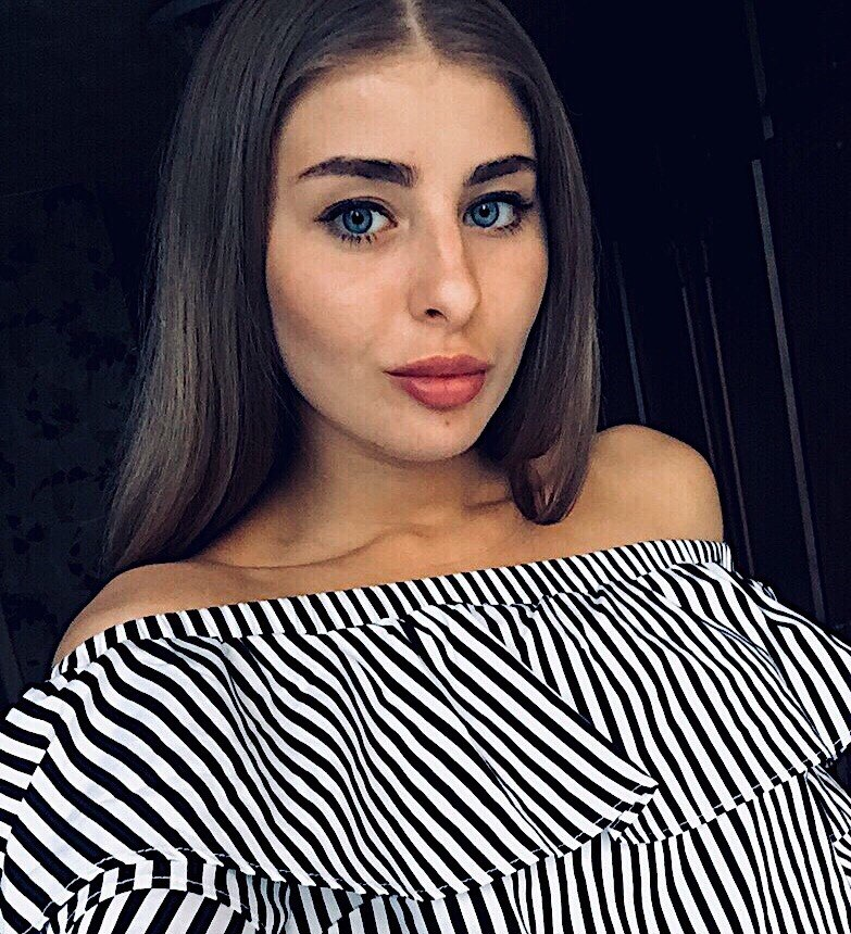 Алена привлекальеная девушка из Белой калитвы цена от 3500 руб