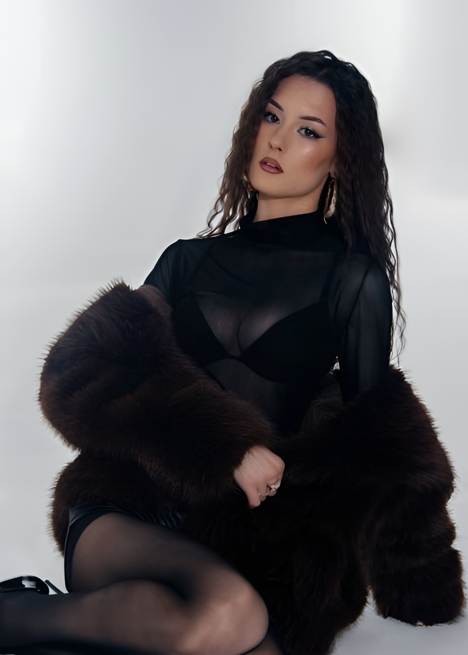 Юля привлекательная девушка из Белой калитвы цена от 6000 руб