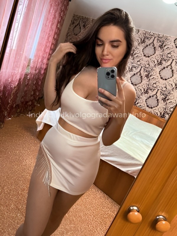 Ульяна привлекательная девушка из Белой калитвы цена от 5000 руб