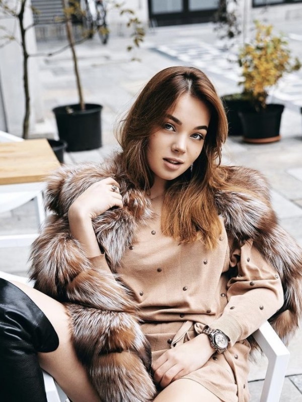 🎥 АЛЕВТИНА привлекательная девушка из Белой калитвы цена от 7000 руб